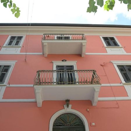 Rivaro Palace Novi Ligure Exterior foto