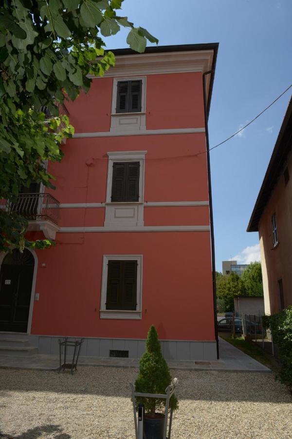 Rivaro Palace Novi Ligure Exterior foto