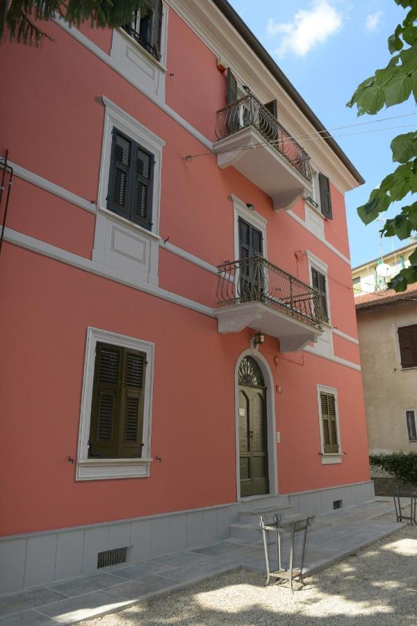 Rivaro Palace Novi Ligure Exterior foto